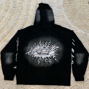 Hellstar Black Flames Graphic Logo Pullover Hoodie Men’s Size Large